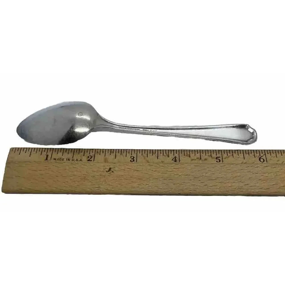 1922 Oneida Community Silver Plate 5 7/8” Teaspoon Beverly Pattern No Monogram